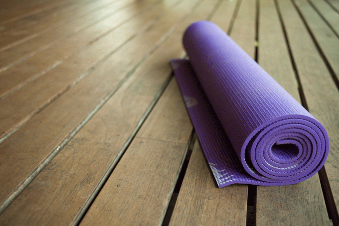 yoga-mat_130781543